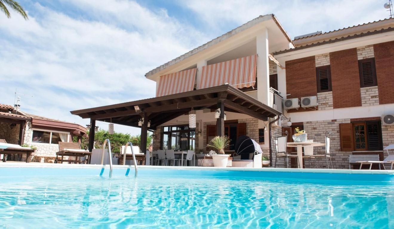 Villa Aversa 카스텔라마레델골포 외부 사진