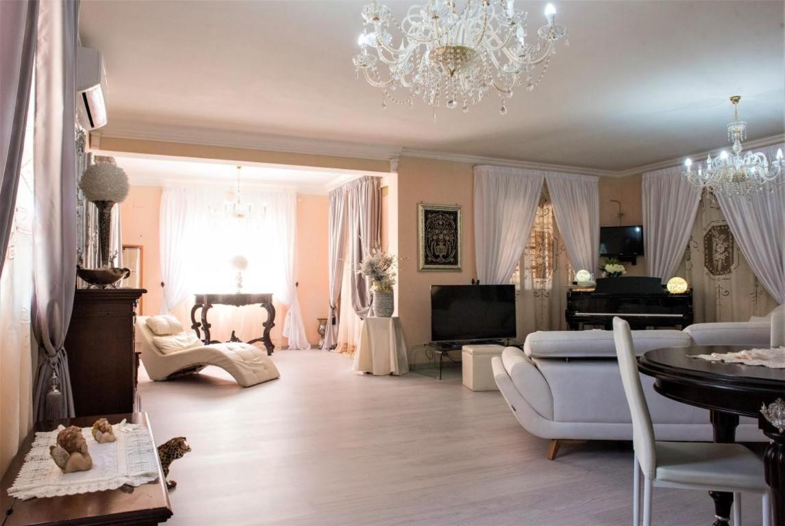 Villa Aversa 카스텔라마레델골포 외부 사진